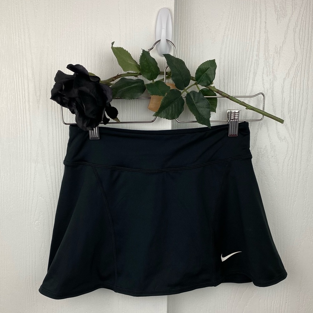 Black Nike Skort - Picture 5 of 10